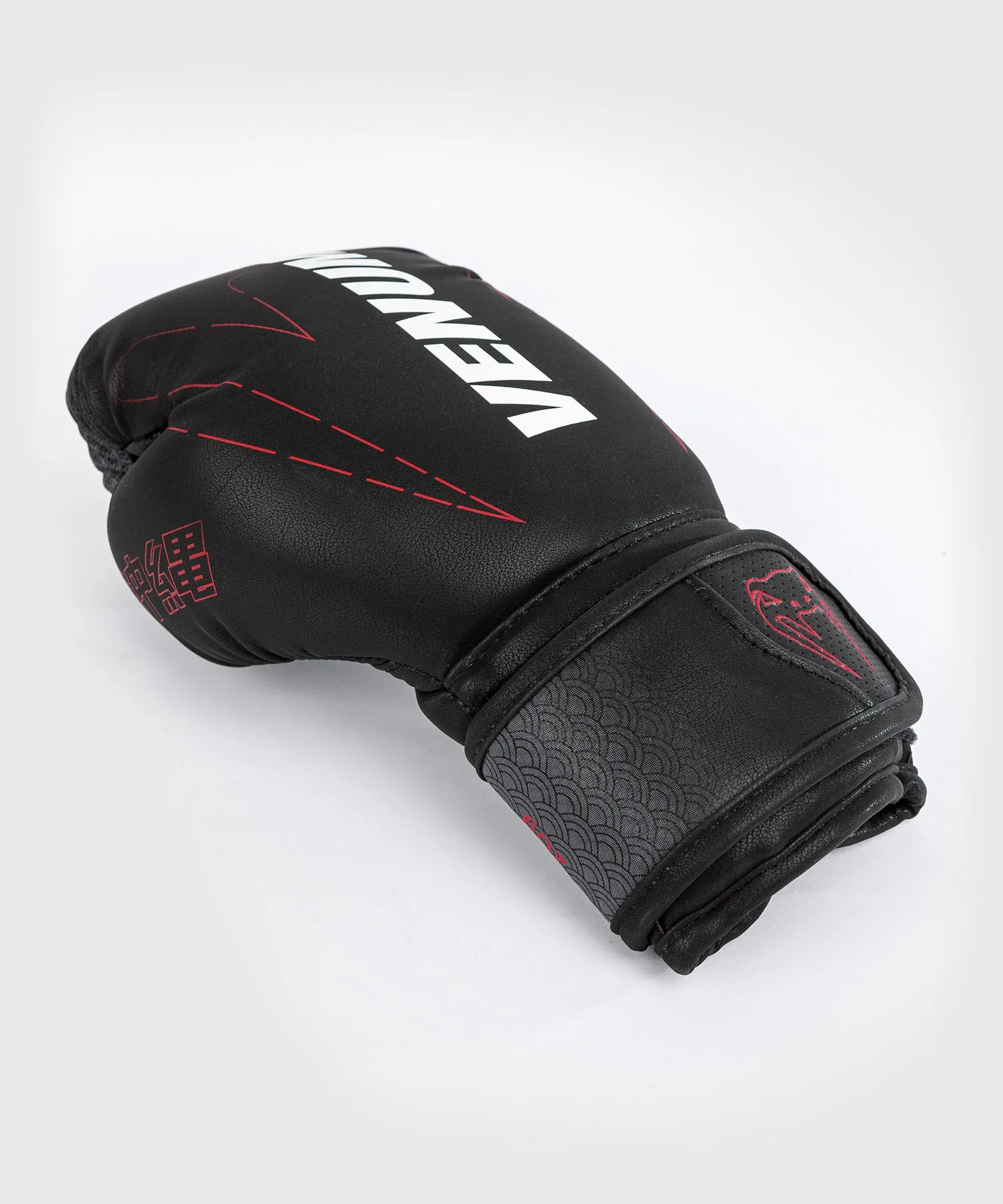 Guantes de Boxeo Venum Okinawa 3.0 - Negro/Rojo